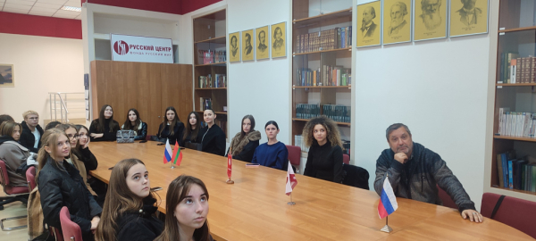 Русский язык как объединяющий фактор Приднестровья: доклад профессора ПГУ на конференции в Сургуте